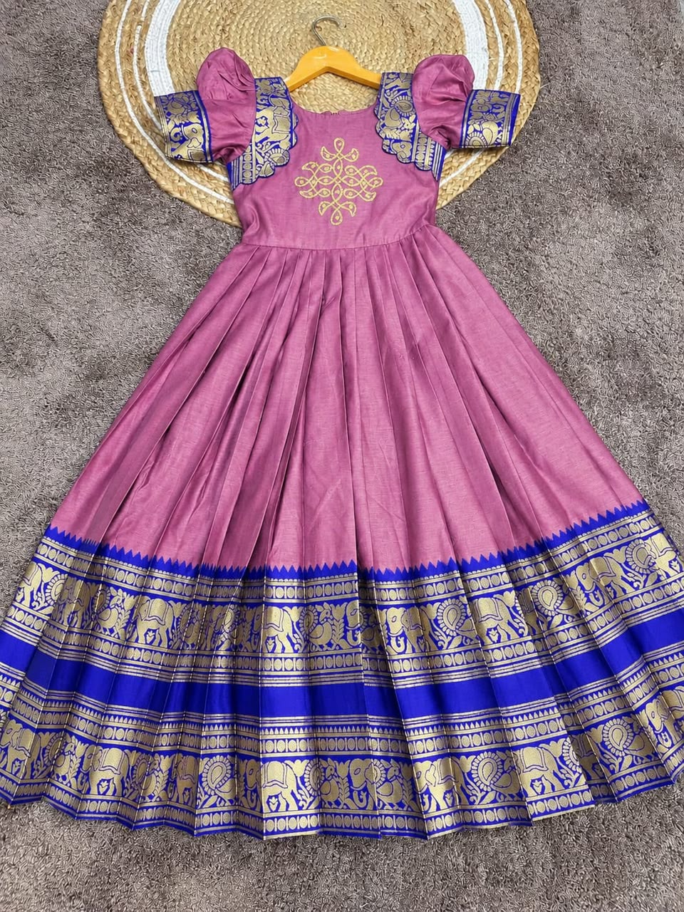 Maalavika