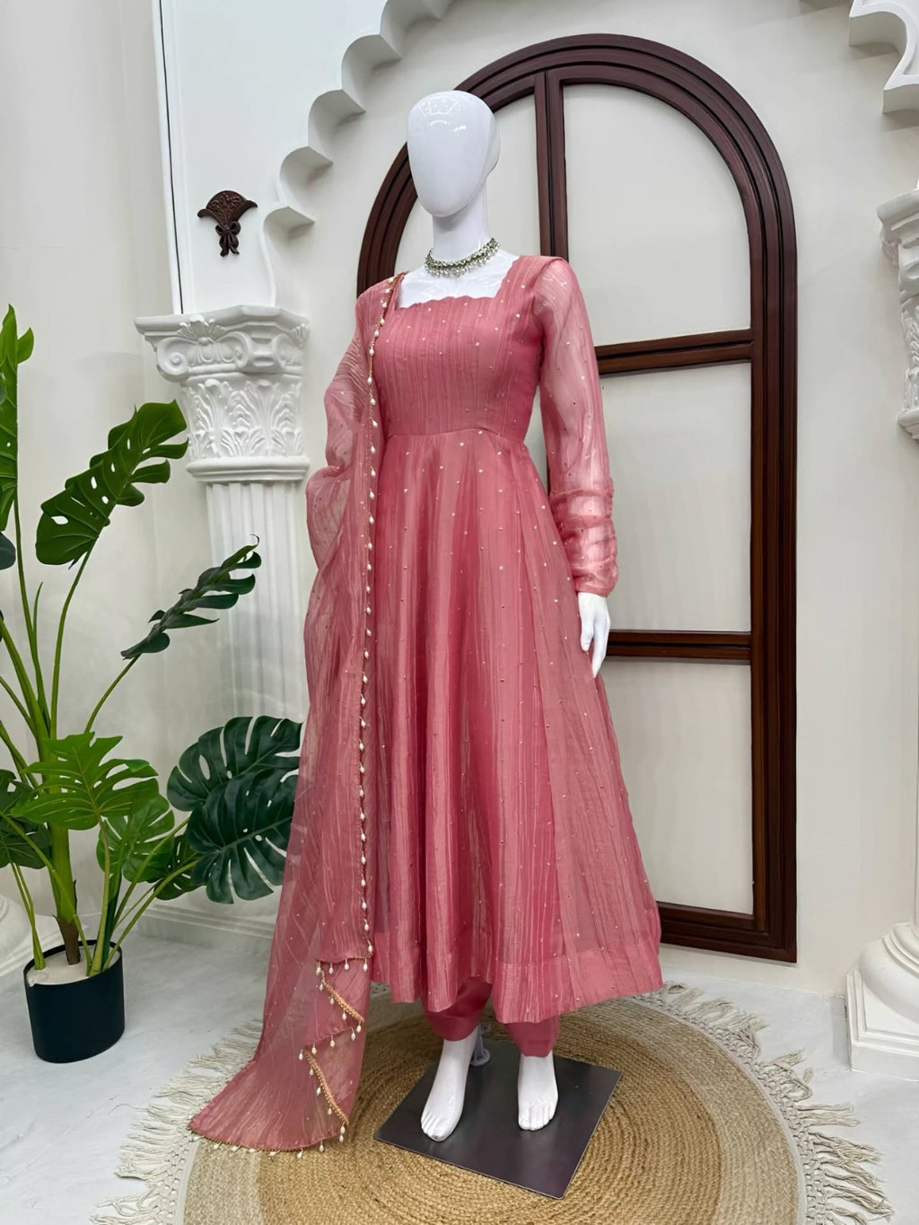 Salsa silk suit