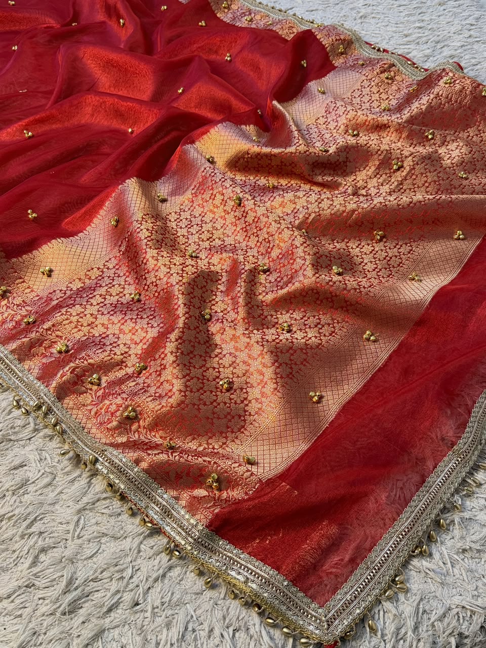 MOST VIRAL GHUNGRU SAREE