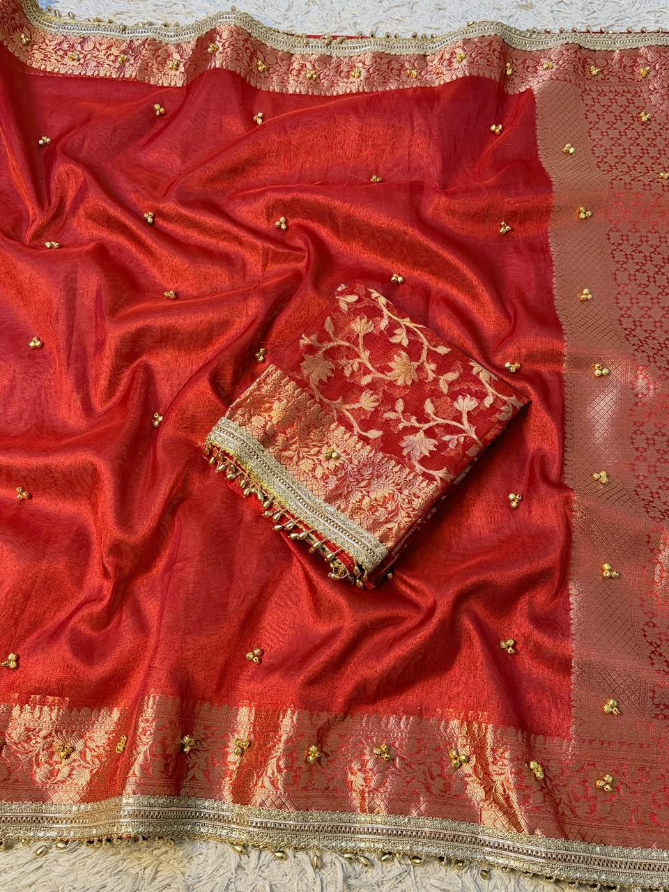 MOST VIRAL GHUNGRU SAREE