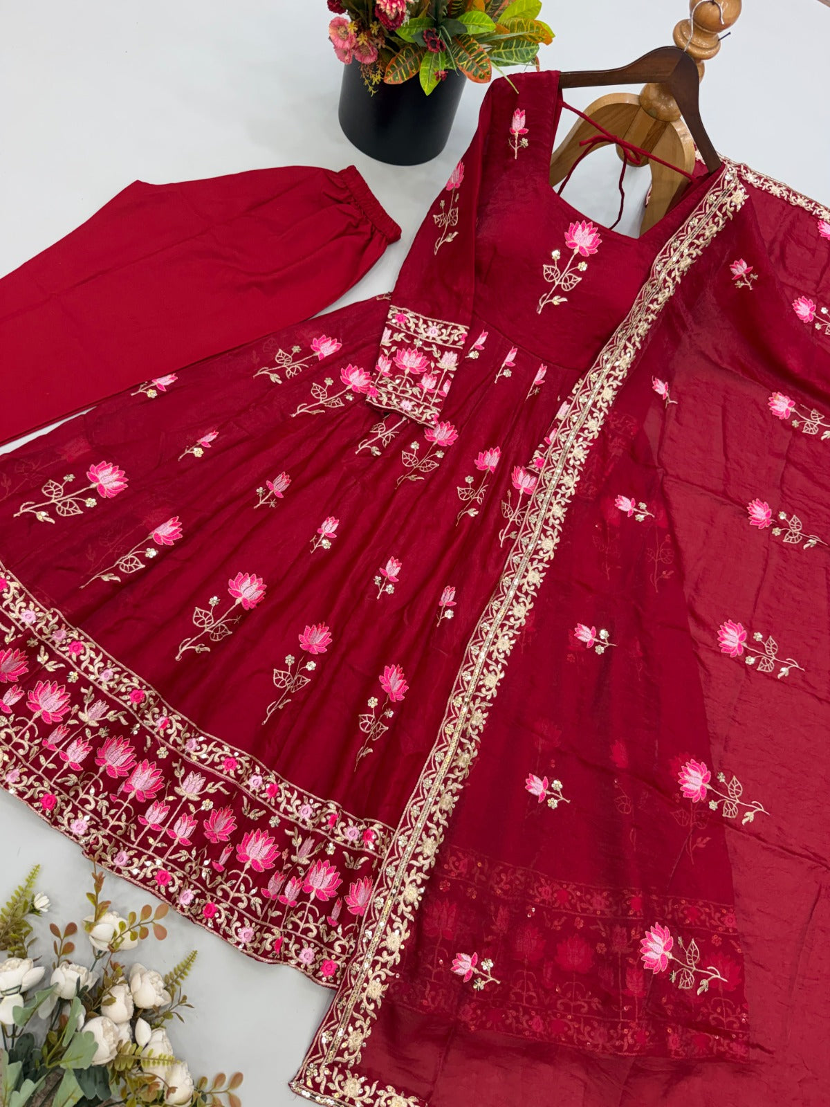 Floral fendy suits