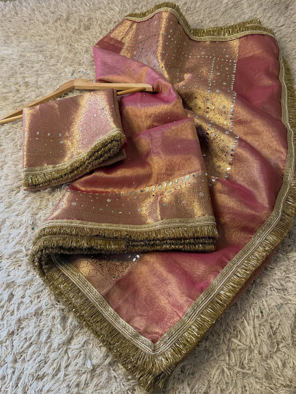 BANARASI TISSUE — SOFT GLAM