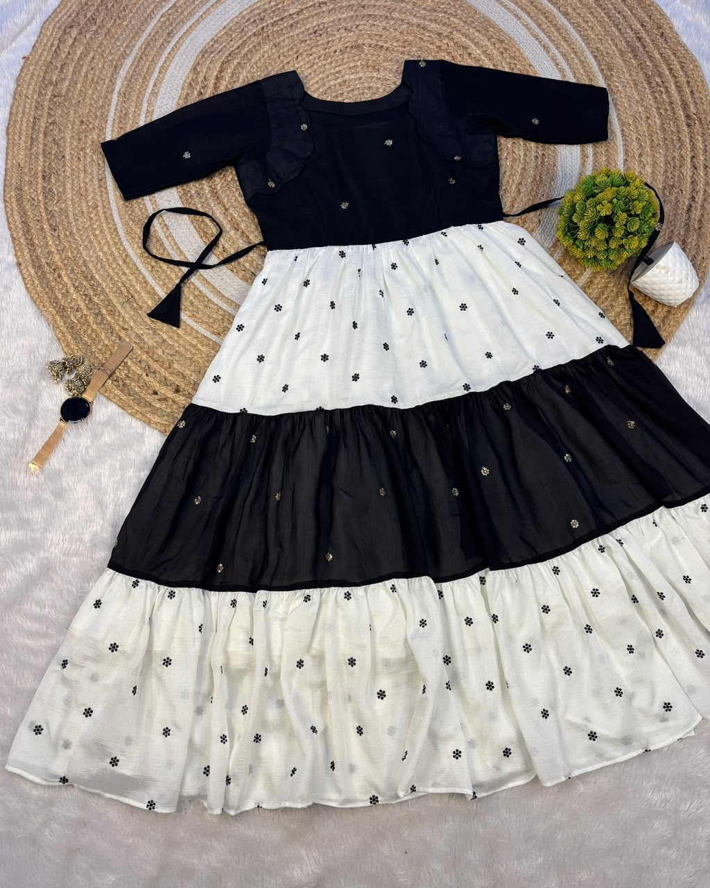 vichithra scallop gown